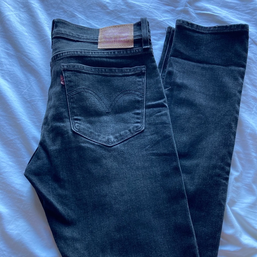 Levi Strauss Boyfriend Skinny Fit Jeans size 29 Black Stonewash EUC!